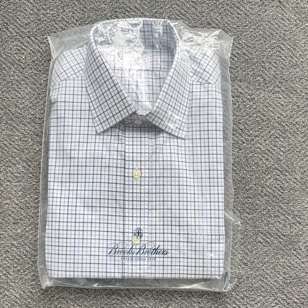 Brooks Brothers Men’s White and Blue Grid Dress Shirt - Regent Fit 15.5 - 33
